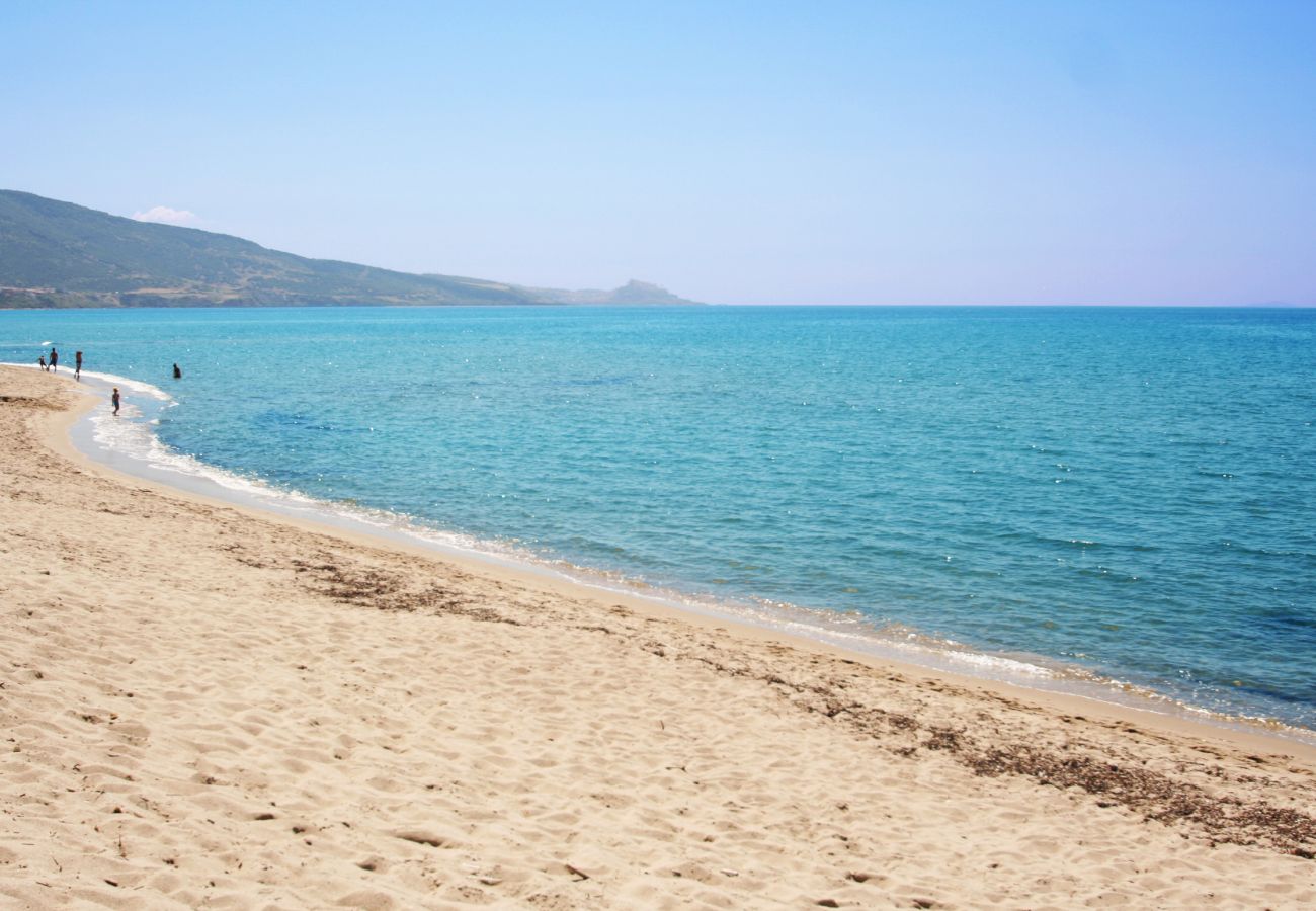 Appartamento a Trinità d´Agultu e Vignola - Affittimoderni Isola Rossa  Élite - PATI24