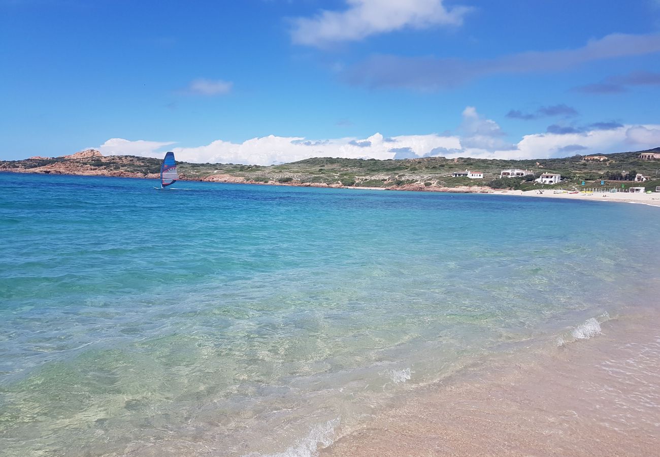 Appartamento a Trinità d´Agultu e Vignola - Affittimoderni Isola Rossa  Élite - PATI24