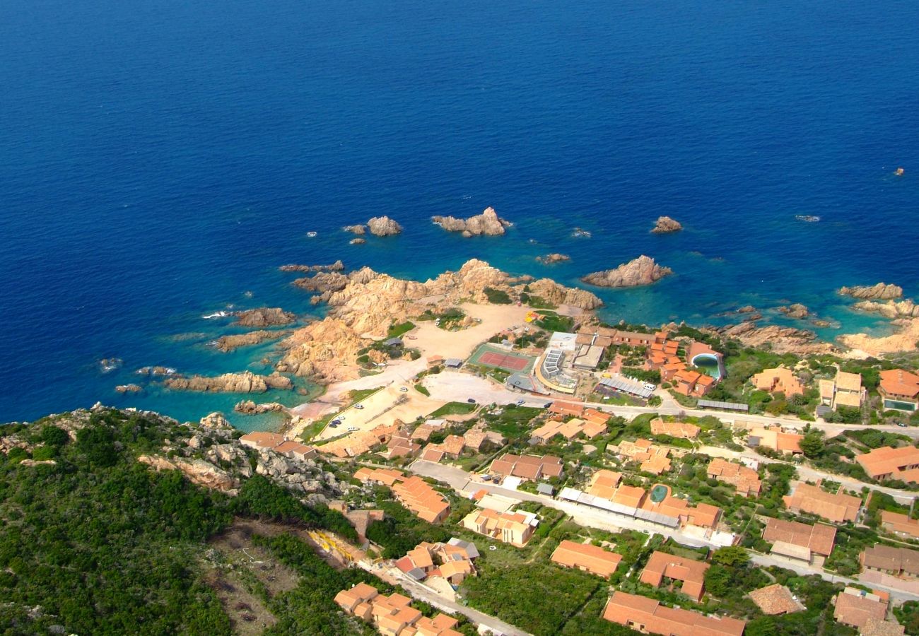 Appartamento a Trinità d´Agultu e Vignola - Affittimoderni Isola Rossa Borgo - IRUL16