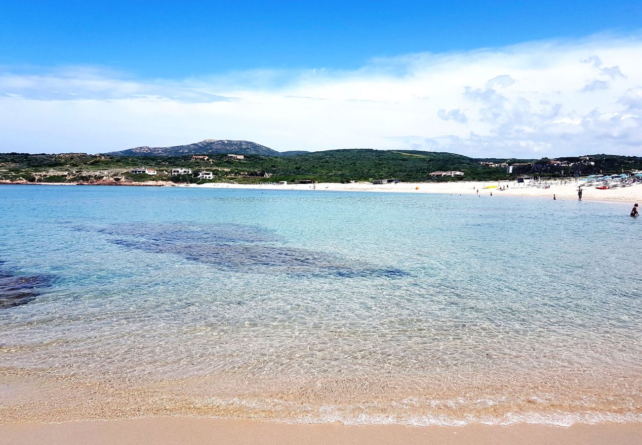 Appartamento a Trinità d´Agultu e Vignola - Affittimoderni Isola Rossa Borgo - IRMI06