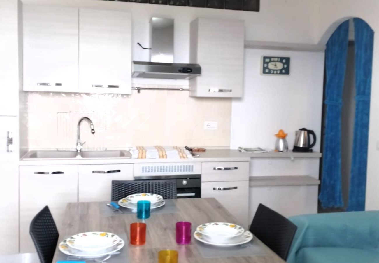 Appartamento a Trinità d´Agultu e Vignola - Affittimoderni Isola Rossa Elite - PATI05