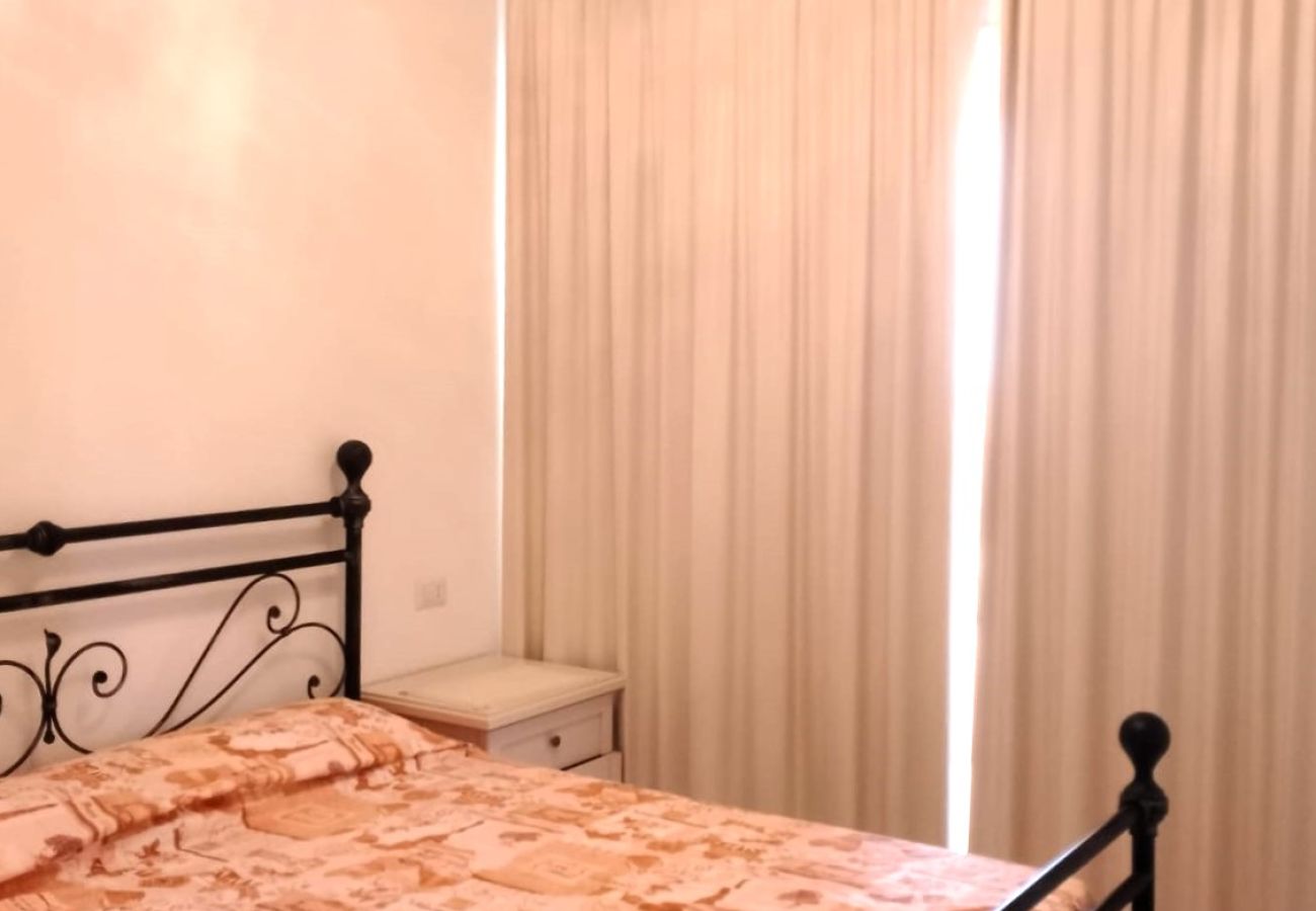 Appartamento a Trinità d´Agultu e Vignola - Affittimoderni Isola Rossa Elite - PATI05
