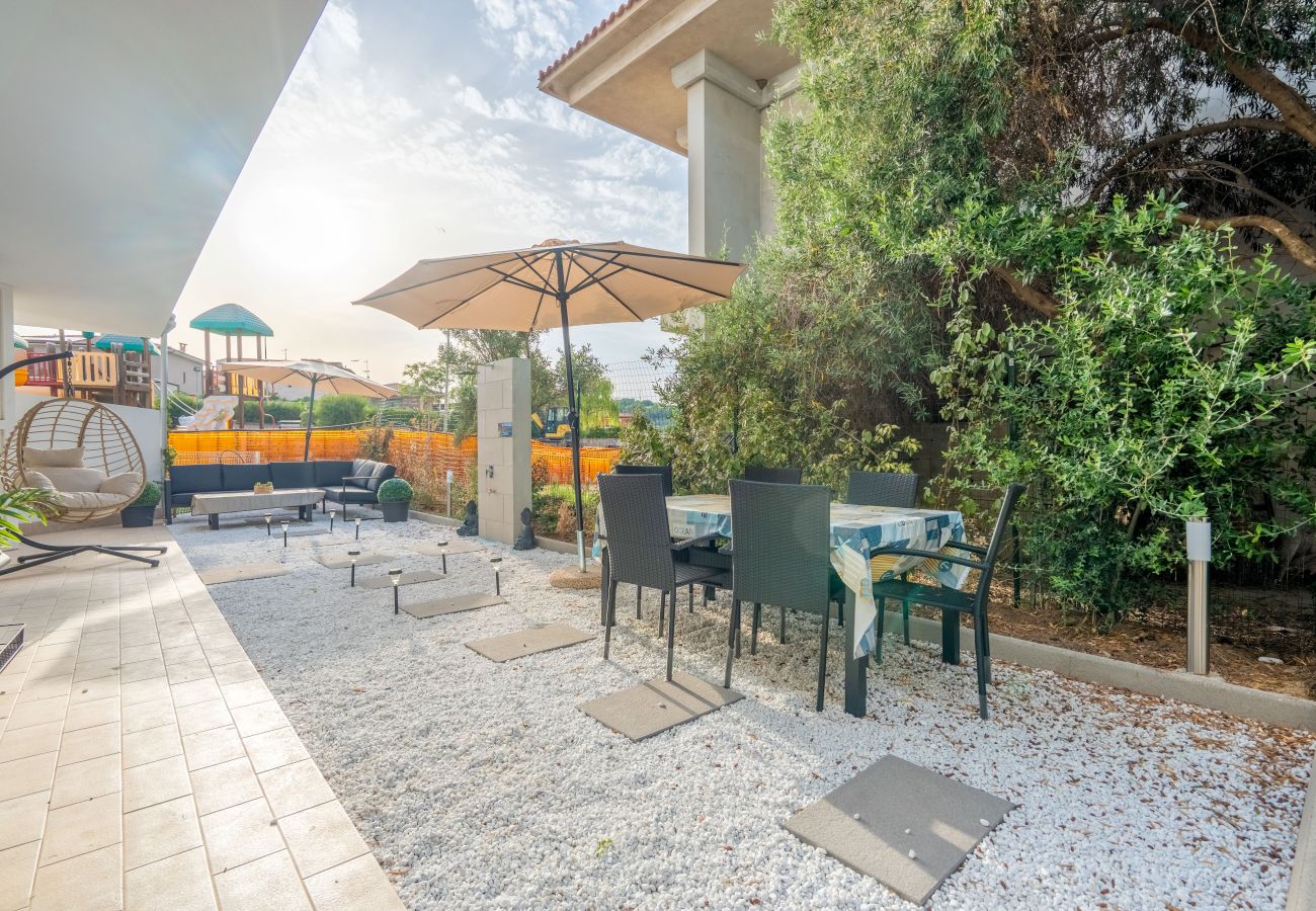 Appartamento a Santa Maria Coghinas - Affittimdoerni Santa Maria Coghinas - Modern Patio