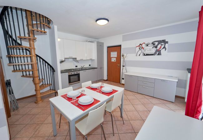 Apartment in Bergamo - Affittimoderni Bergamo Young Apartment in Bergamo - Affittimoderni Bergamo Young