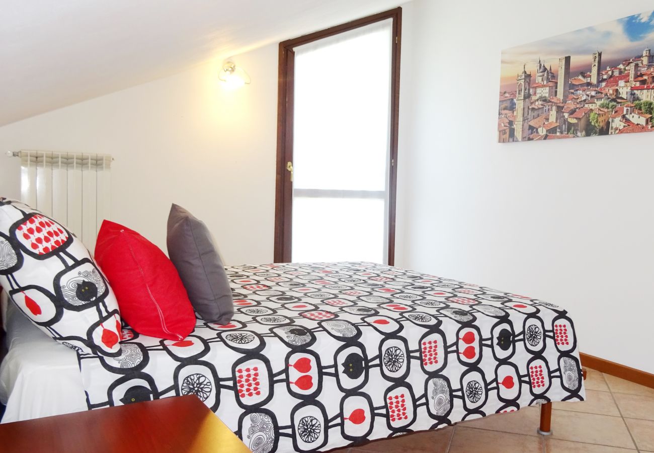 Apartment in Bergamo - Affittimoderni Bergamo Young