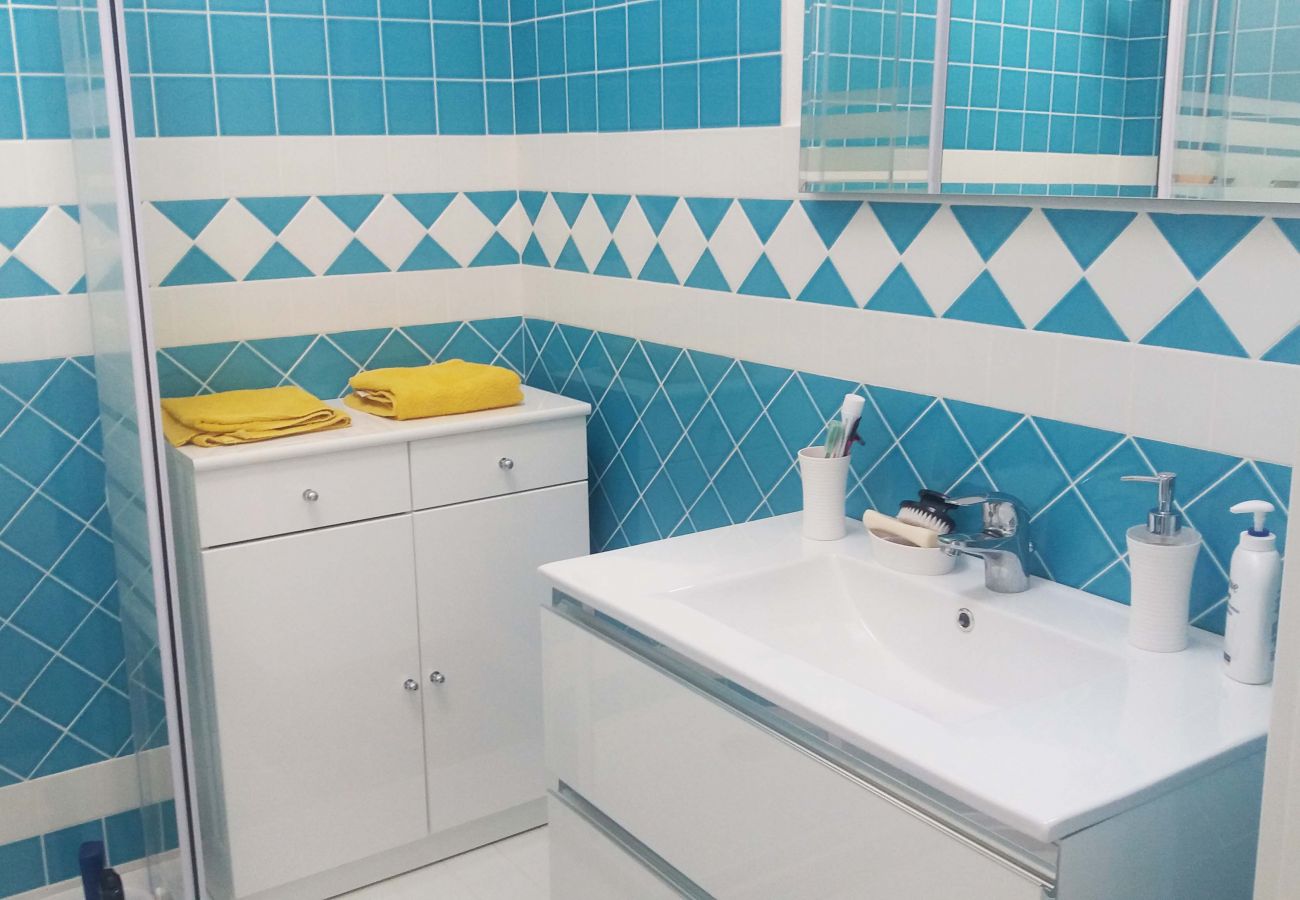 Apartment in Trinità d´Agultu e Vignola - Affittimoderni Isola Rossa  Élite - PATI24