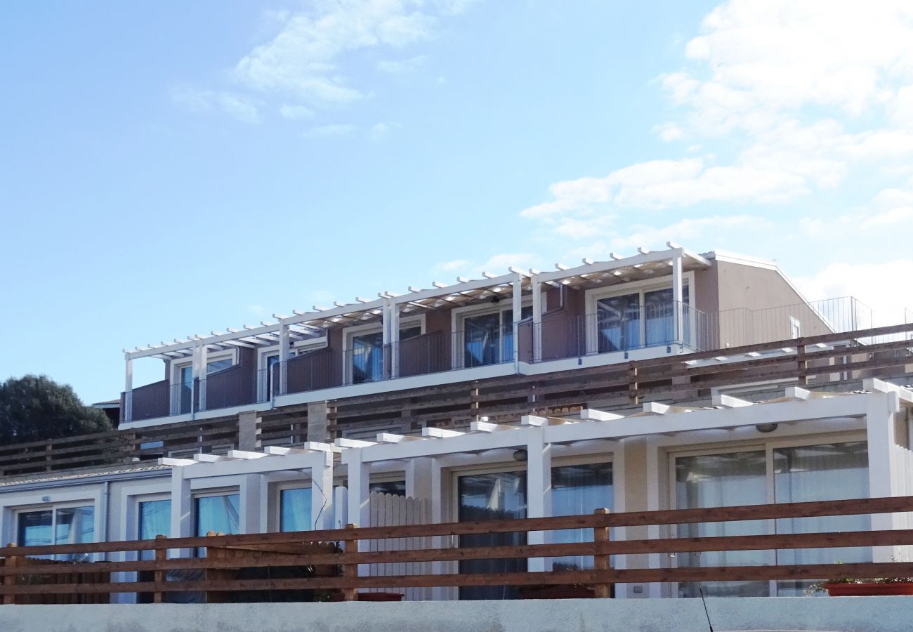 Apartment in Trinità d´Agultu e Vignola - Affittimoderni Isola Rossa  Élite - PATI24