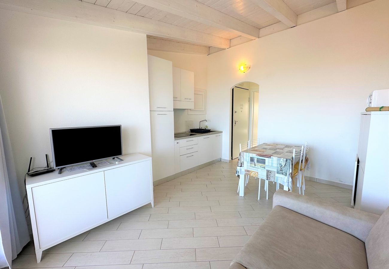 Apartment in Trinità d´Agultu e Vignola - Affittimoderni Isola Rossa  Élite - PATI24