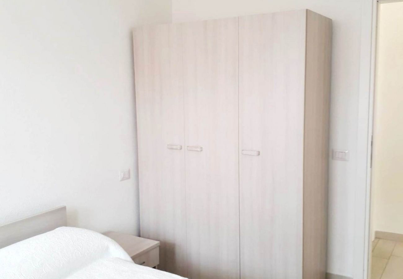 Apartment in Trinità d´Agultu e Vignola - Affittimoderni Isola Rossa Borgo - IRUL04