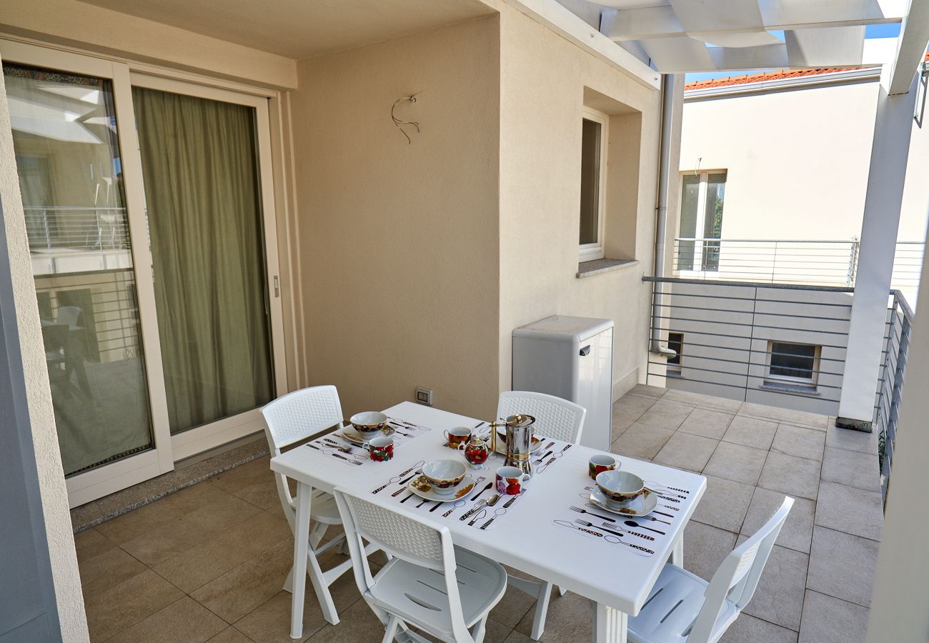 Apartment in Trinità d´Agultu e Vignola - Affittimoderni Isola Rossa Borgo -  IRGI14