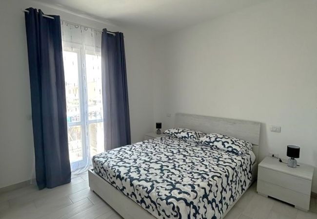 Apartment in La Maddalena - Affittimoderni La Maddalena - MADA19 Apartment in La Maddalena - Affittimoderni La Maddalena - MADA19
