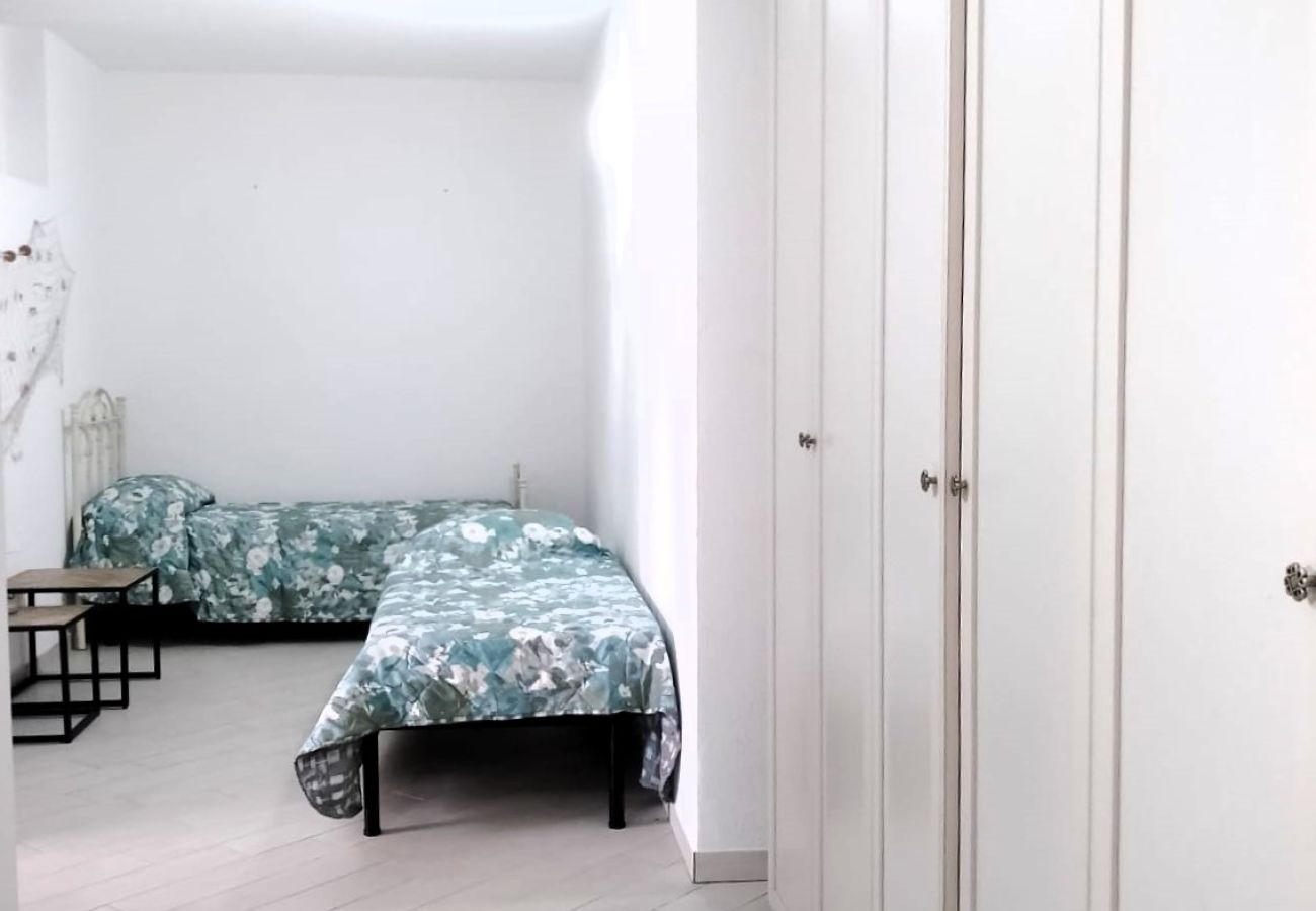 Apartment in Trinità d´Agultu e Vignola - Affittimoderni Isola Rossa Elite - PATI05