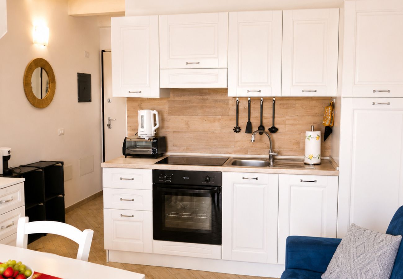 Apartment in Trinità d´Agultu e Vignola - Affittimoderni Isola Rossa Borgo - IRGI15