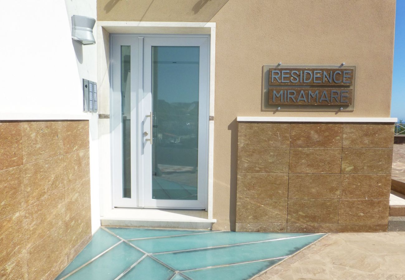 Apartamento en Castelsardo - Affittimoderni Castelsardo Miramare - Apartamento con vista al mar