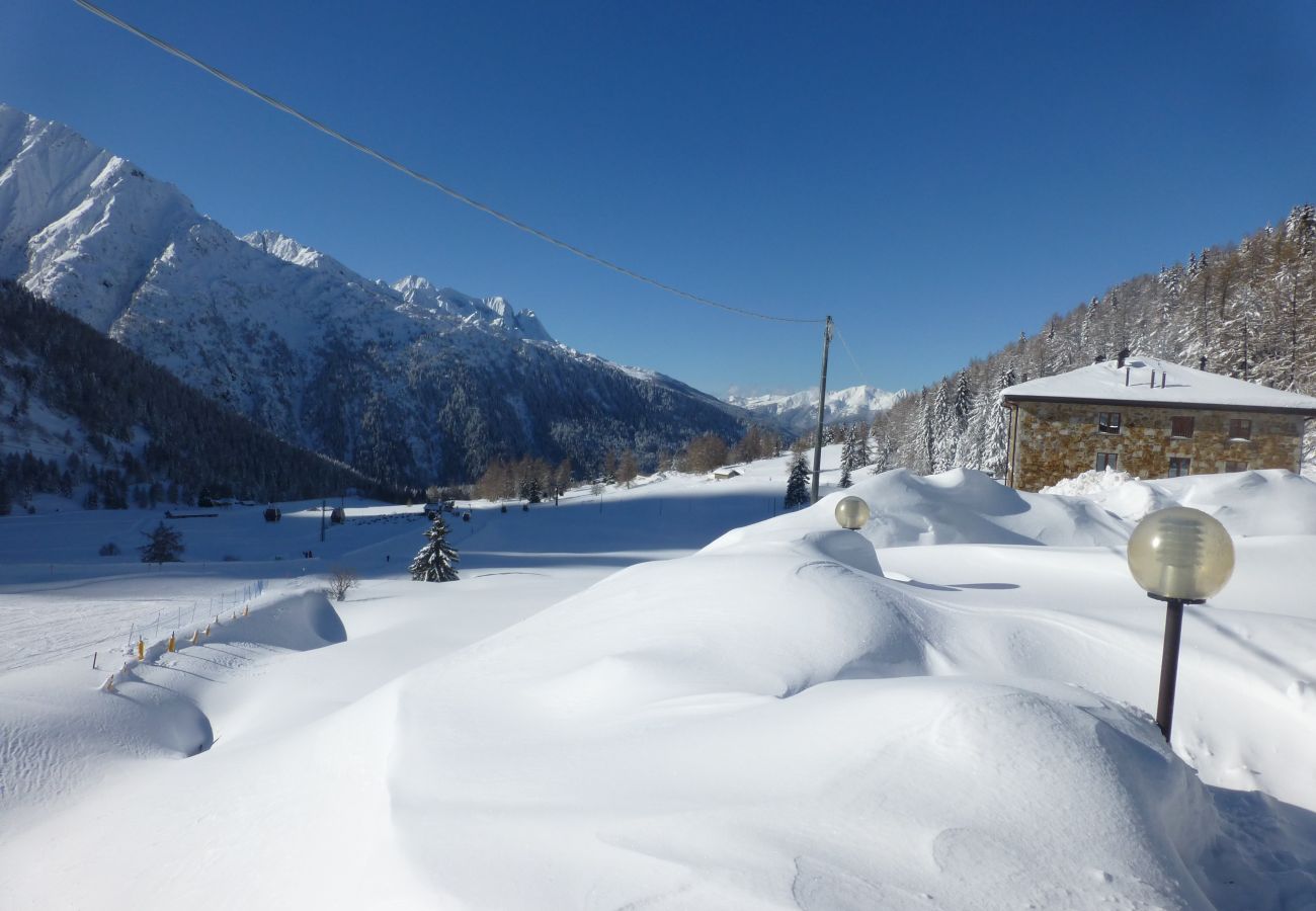 Apartamento en Ponte di Legno -  Affittimoderni Ponte di Legno Ski - PDL16