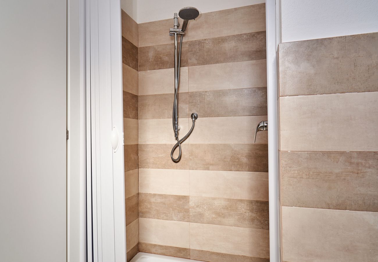 Apartamento en Trinità d´Agultu e Vignola - Affittimoderni Isola Rossa Borgo - IRUL19 