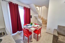 Apartamento en Trinità d´Agultu e Vignola - Affittimoderni Isola Rossa Borgo - IRUL19 