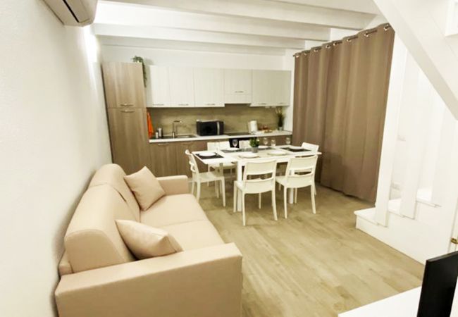 Apartamento en Trinità d´Agultu e Vignola - Affittimoderni Isola Rossa Borgo - IRMI06 Apartamento en Trinità d´Agultu e Vignola - Affittimoderni Isola Rossa Borgo - IRMI06