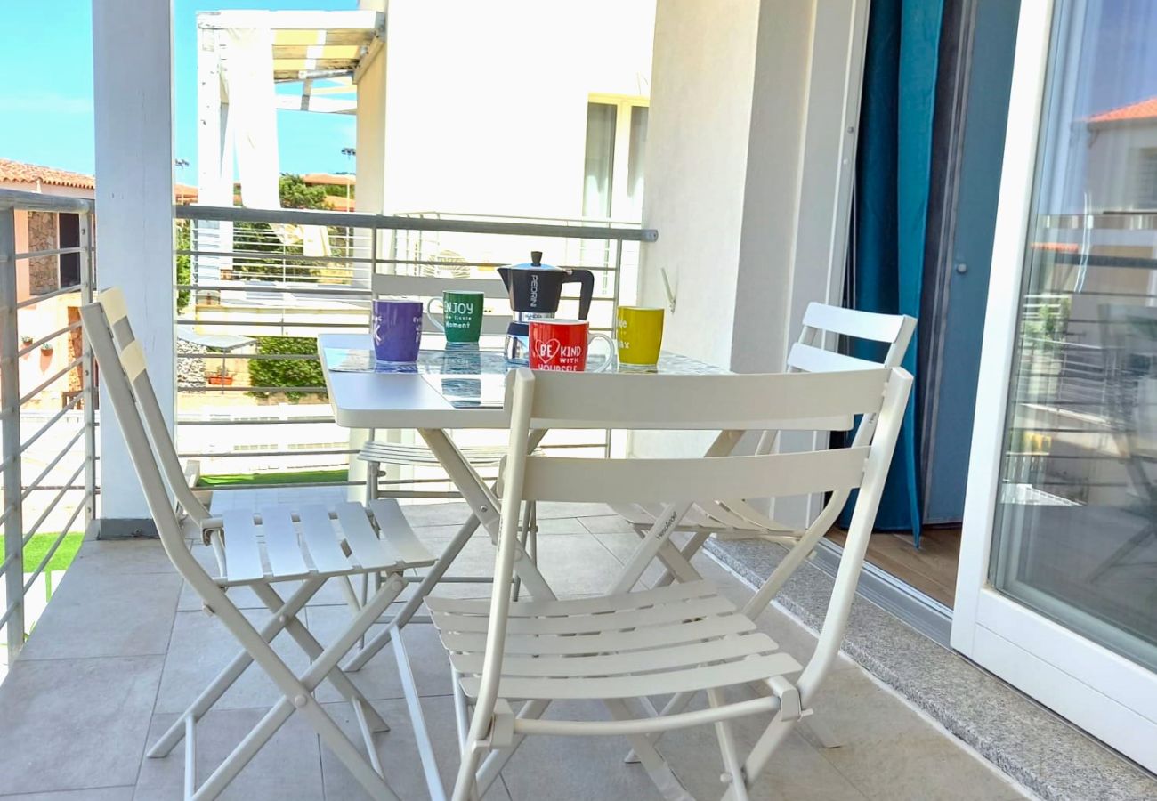 Apartamento en Trinità d´Agultu e Vignola - Affittimoderni Isola Rossa Borgo - Ulivi 9 