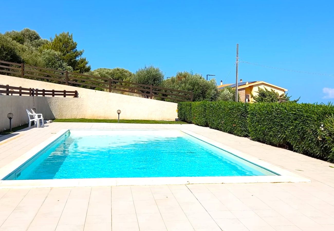 Apartamento en Trinità d´Agultu e Vignola - Affittimoderni Isola Rossa Élite - PATI08
