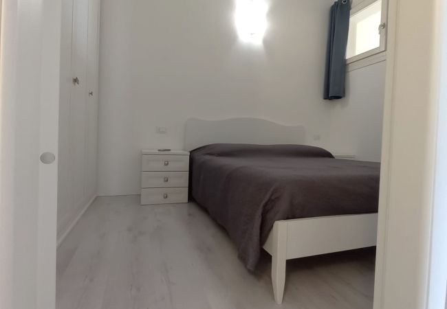 Apartamento en Trinità d´Agultu e Vignola - Affittimoderni Isola Rossa Borgo - IRGI15 Apartamento en Trinità d´Agultu e Vignola - Affittimoderni Isola Rossa Borgo - IRGI15