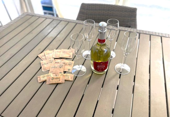 Apartamento en Trinità d´Agultu e Vignola - Affittimoderni Isola Rossa Borgo - IRGI15 Apartamento en Trinità d´Agultu e Vignola - Affittimoderni Isola Rossa Borgo - IRGI15
