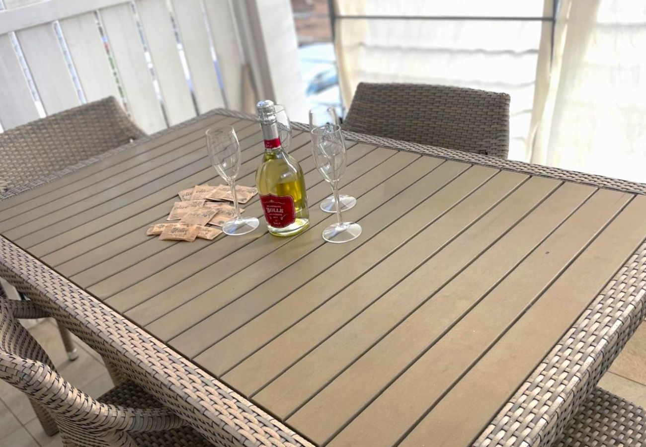 Apartamento en Trinità d´Agultu e Vignola - Affittimoderni Isola Rossa Borgo - IRGI15