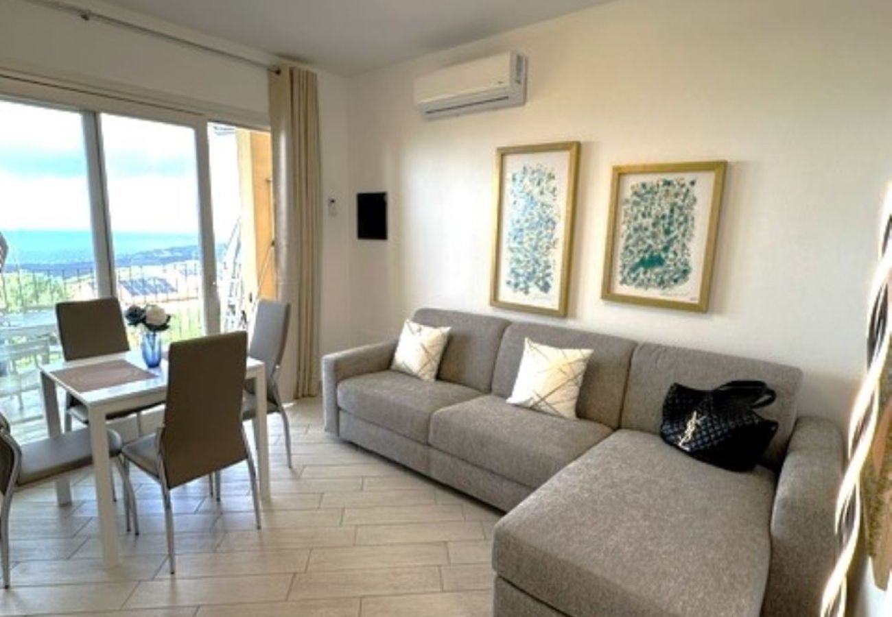 Apartamento en Trinità d´Agultu e Vignola - Affittimoderni Isola Rossa Élite - PATI16 