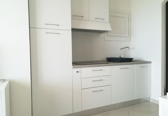 Appartement à Trinità d´Agultu e Vignola - Affittimoderni Isola Rossa  Élite - PATI24 Appartement à Trinità d´Agultu e Vignola - Affittimoderni Isola Rossa  Élite - PATI24