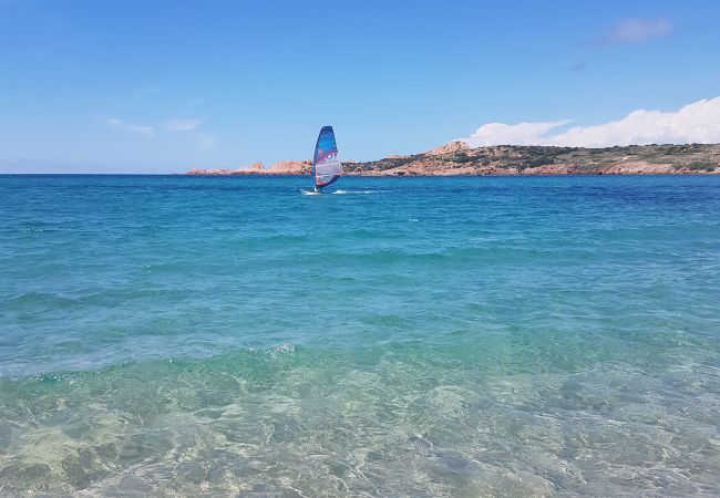 Appartement à Trinità d´Agultu e Vignola - Affittimoderni Isola Rossa Borgo - IRUL19  Appartement à Trinità d´Agultu e Vignola - Affittimoderni Isola Rossa Borgo - IRUL19