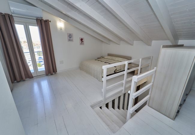 Appartement à Trinità d´Agultu e Vignola - Affittimoderni Isola Rossa Borgo -  IRGI14 Appartement à Trinità d´Agultu e Vignola - Affittimoderni Isola Rossa Borgo -  IRGI14