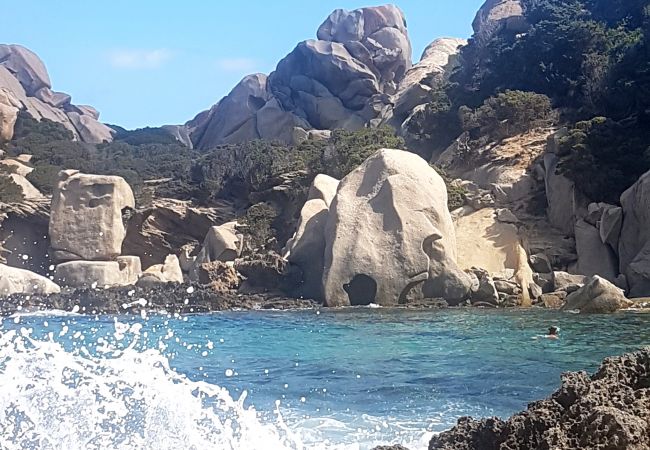 Appartement à Trinità d´Agultu e Vignola - Affittimoderni Isola Rossa Borgo -  IRGI14 Appartement à Trinità d´Agultu e Vignola - Affittimoderni Isola Rossa Borgo -  IRGI14