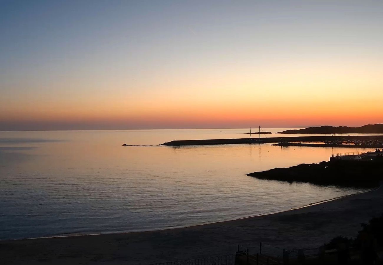 Appartement à Trinità d´Agultu e Vignola - Affittimoderni Isola Rossa Paduledda - PADU07